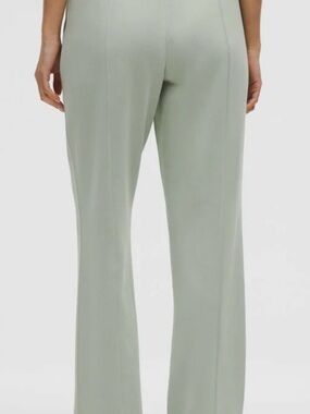Lululemon Athletica Women's Boot-Cut Pants in Sage Green Size 10